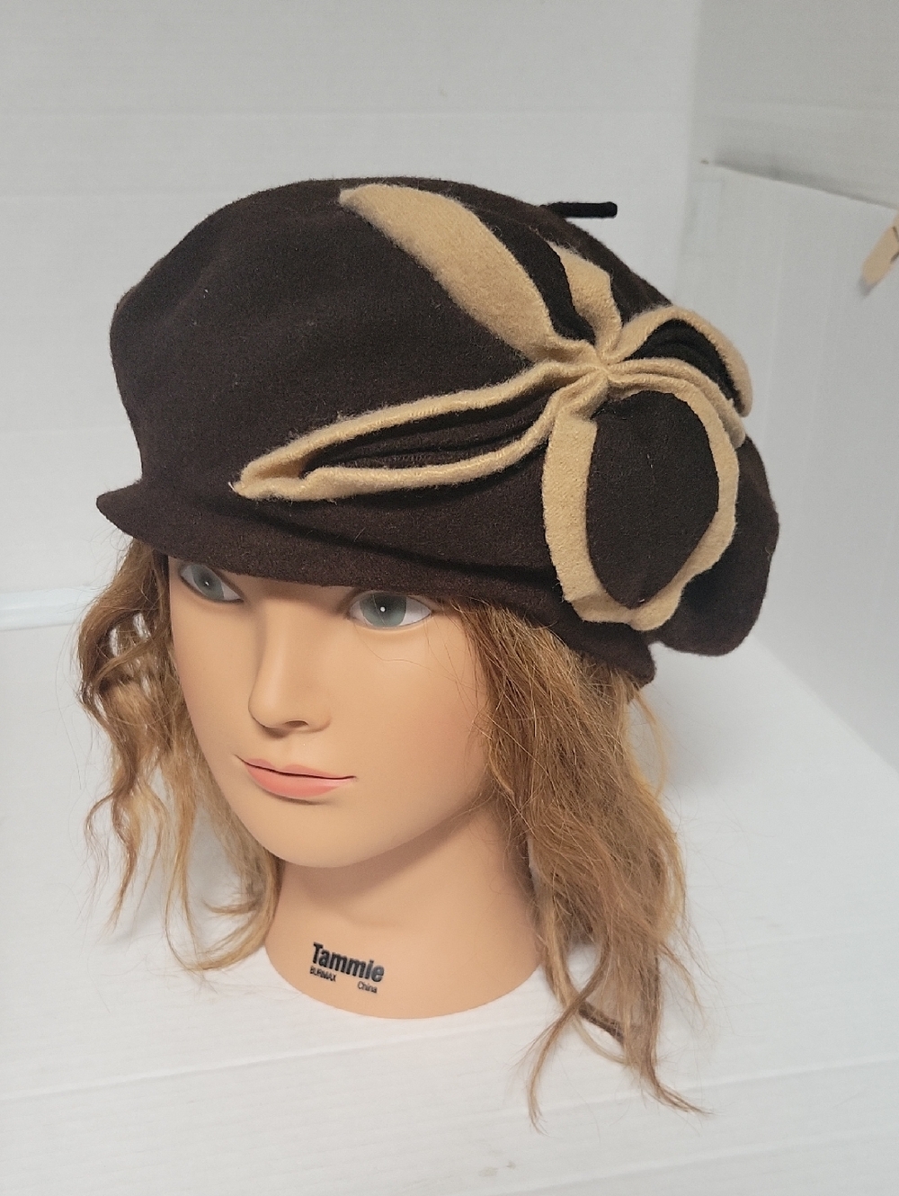 Women's Brown & Cream Wool Felt Beret with Floral Accent
